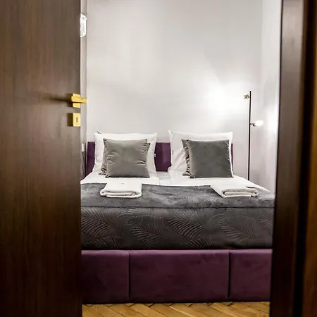 Cracwow K8 No.2 * Cracovia