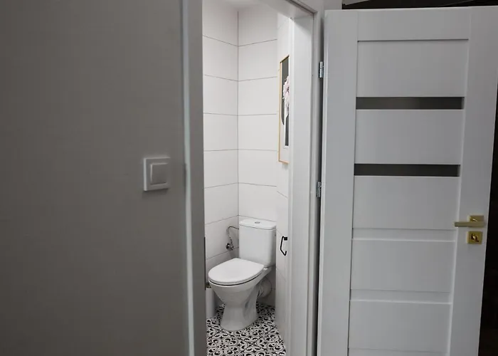 Cracwow K8 No.2 アパート *